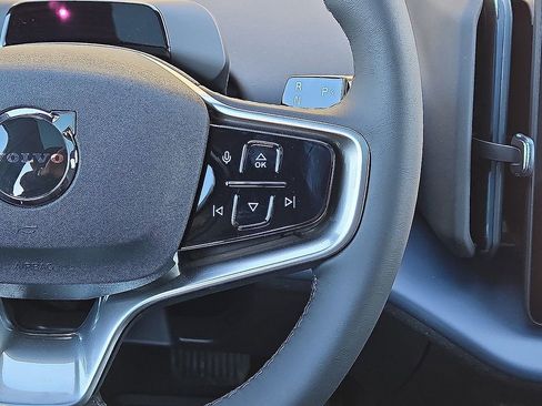 New 2026 Volvo EX30 Plus image 18