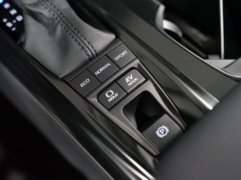 New 2026 Toyota Camry SE FWD image 24