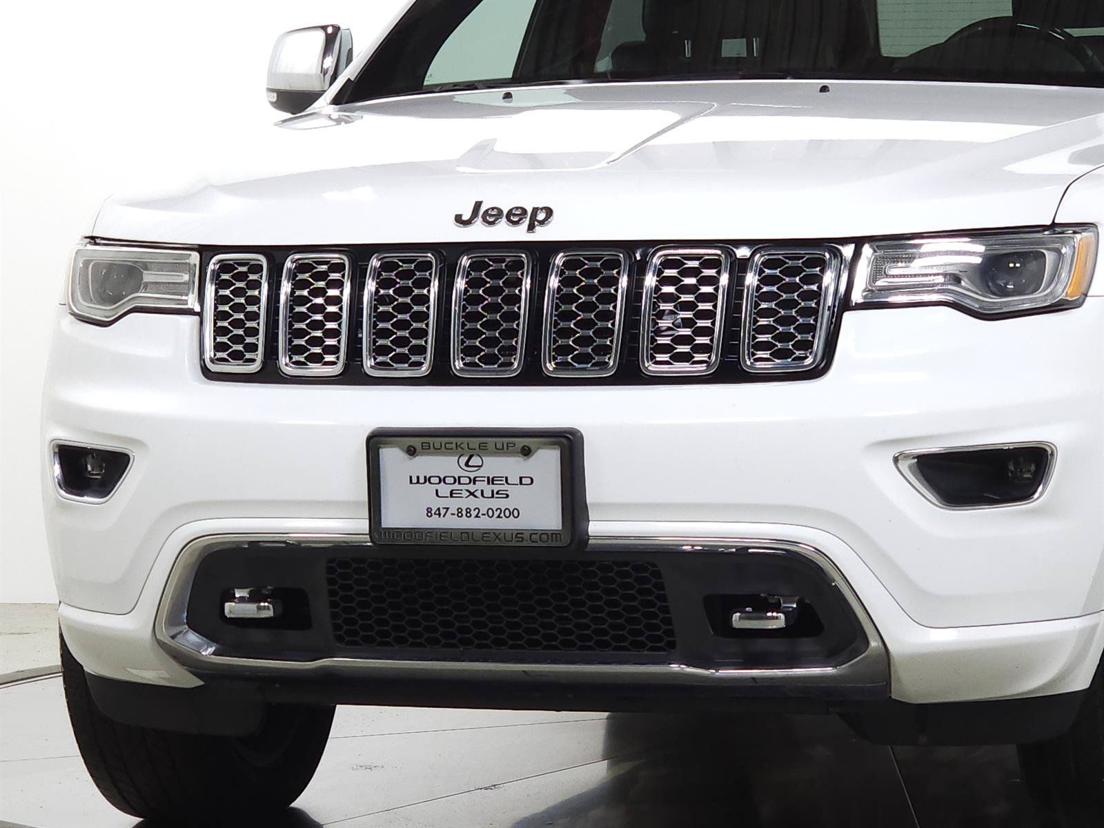 Used 2019 Jeep Grand Cherokee Overland AWD/4WD image 4