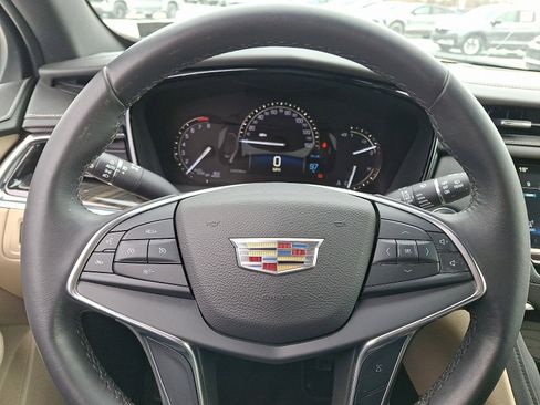 Used 2017 Cadillac XT5 FWD image 20