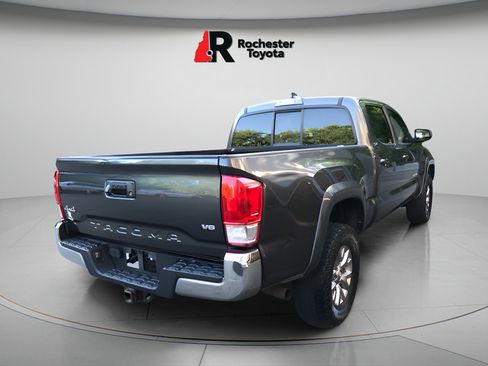 Used 2016 Toyota Tacoma SR5 w/ SR5 Appearance Package (SN) AWD/4WD image 7
