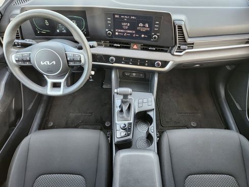 Used 2025 Kia Sportage LX FWD image 25