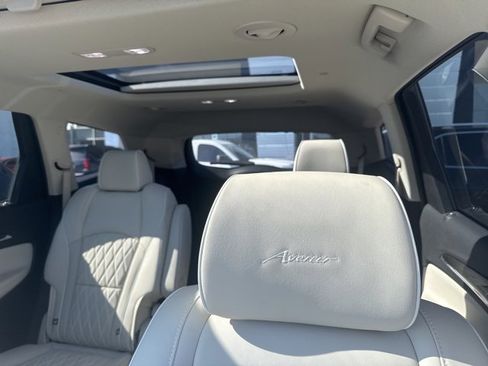 Used 2023 Buick Enclave Avenir w/ Trailering Package, 5000 lbs. image 6