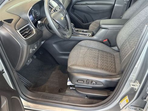 Used 2024 Chevrolet Equinox LT w/ LPO, Floor Liner Package FWD image 19