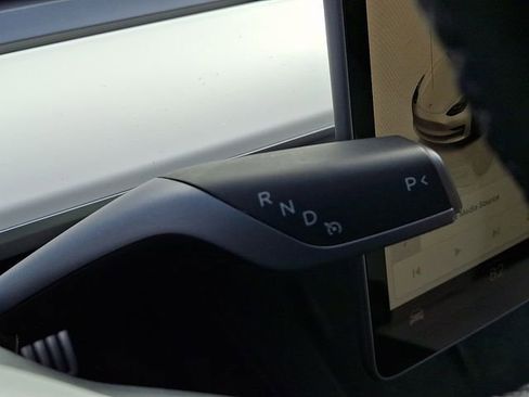 Used 2023 Tesla Model 3 Performance image 18