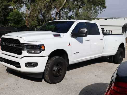 Used 2023 RAM 3500 Big Horn w/ Level 1 Equipment Group image 1