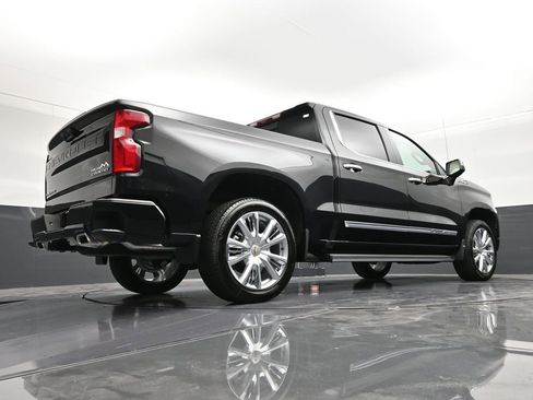 Used 2026 Chevrolet Silverado 1500 High Country AWD/4WD image 25