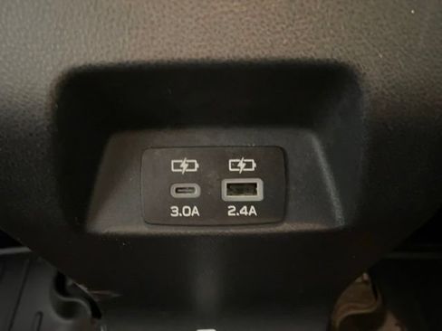 Certified 2025 Subaru Crosstrek 2.5i Limited AWD/4WD image 11