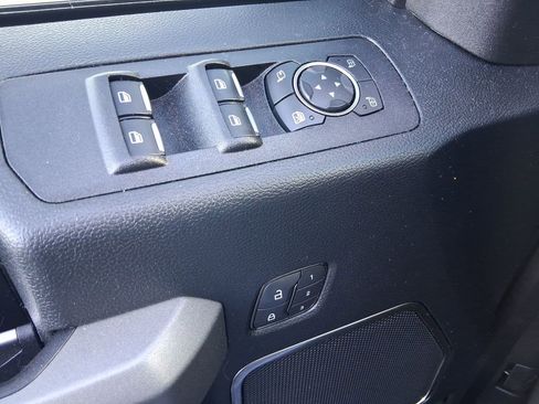 Used 2019 Ford F150 Raptor w/ Equipment Group 802A Luxury image 19