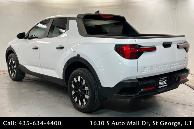 Used 2025 Hyundai Santa Cruz SE AWD/4WD image 3