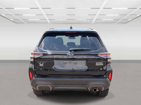 Used 2025 Subaru Forester Sport AWD/4WD image 7