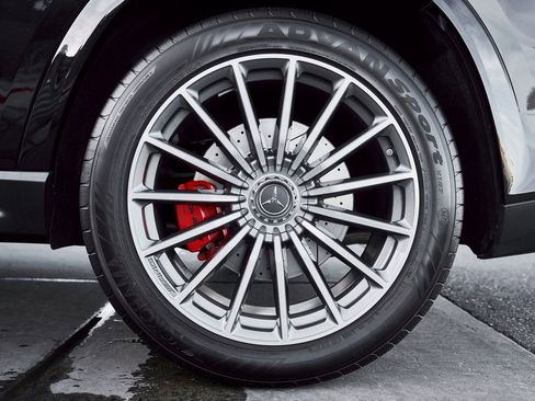 Used 2025 Mercedes-Benz GLS 63 AMG 4MATIC image 20