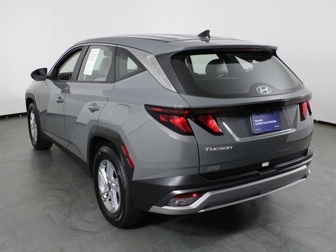 Certified 2026 Hyundai Tucson SE FWD image 4