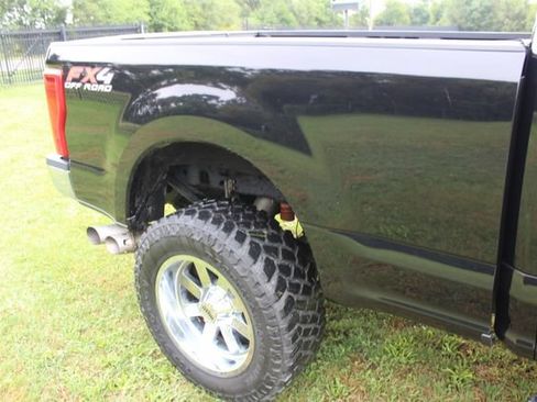 Used 2019 Ford F250 XLT w/ XLT Value Package AWD/4WD image 8