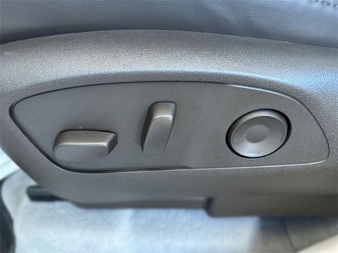 Used 2025 GMC Acadia Denali w/ LPO, Floor Liner Package image 13