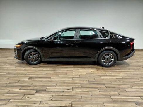 Used 2025 Kia K4 FWD image 16