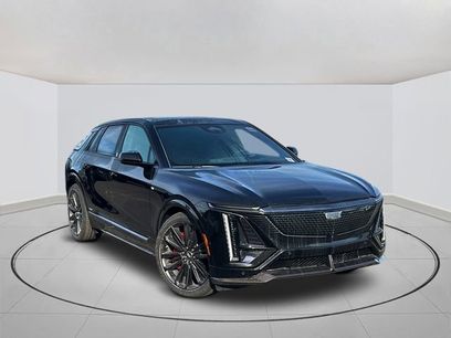 New 2026 Cadillac Lyriq V w/ Exterior Carbon Fiber Package