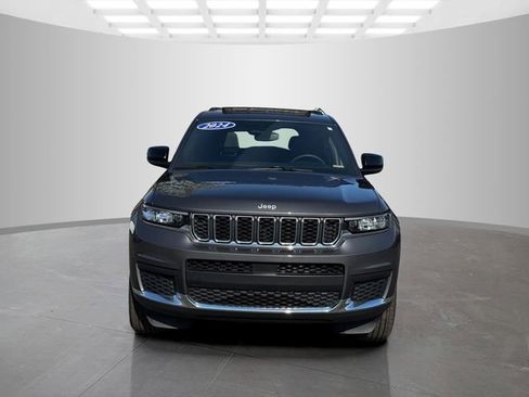 Certified 2024 Jeep Grand Cherokee L Laredo w/ Luxury Tech Group I AWD/4WD image 2