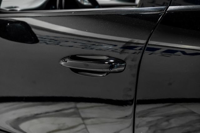 Used 2018 Porsche Macan AWD/4WD image 37