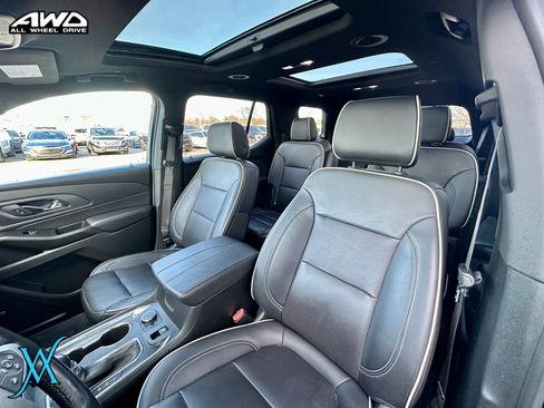 Used 2022 Chevrolet Traverse Premier w/ LPO, Floor Liner Package AWD/4WD image 15