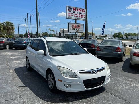 Used 2010 Hyundai Elantra SE w/ Popular Equipment Pkg 2 image 2