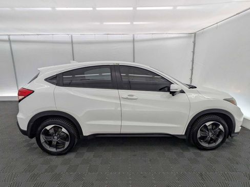 Used 2018 Honda HR-V EX image 7