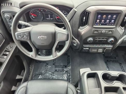 Used 2024 Chevrolet Silverado 1500 Custom Trail Boss AWD/4WD image 29