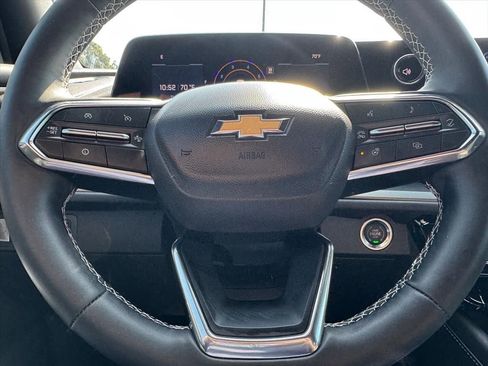 Used 2026 Chevrolet Traverse LT w/ LPO, Floor Liner Package FWD image 18