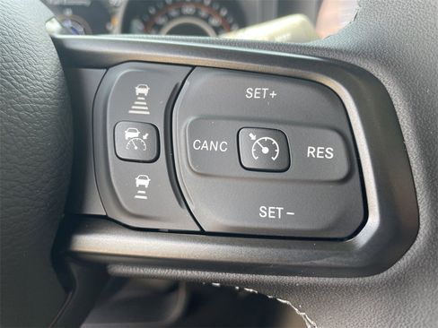 New 2025 Jeep Gladiator Rubicon image 16