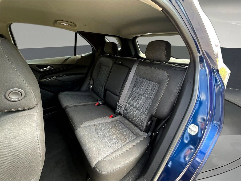 Used 2022 Chevrolet Equinox LT FWD image 25
