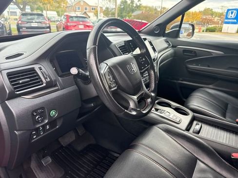 Used 2022 Honda Passport TrailSport image 16