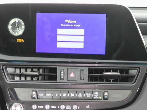 Used 2025 Lexus ES 350 image 15