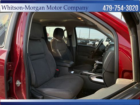 Used 2022 Nissan Frontier SV image 32