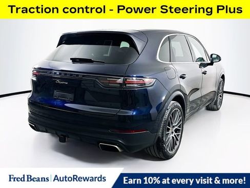 Used 2022 Porsche Cayenne image 7