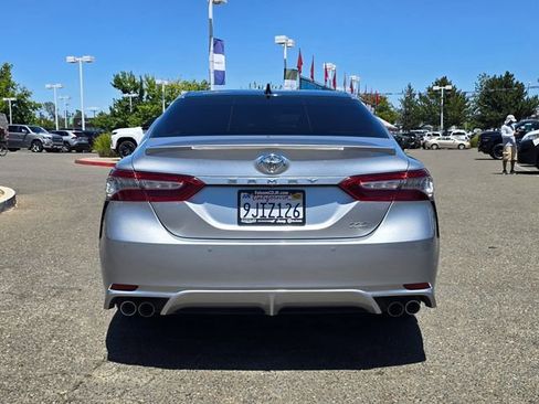 Used 2018 Toyota Camry XSE w/ Audio Package FWD image 5