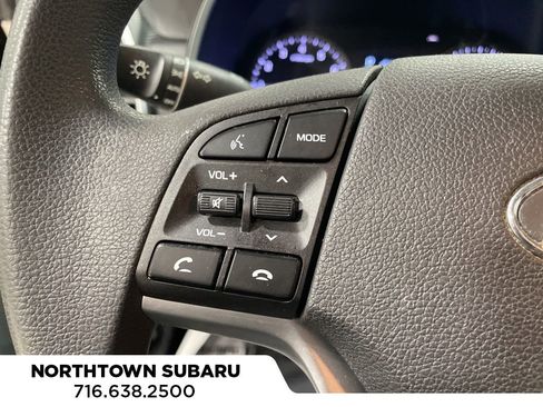 Used 2020 Hyundai Tucson SE image 21