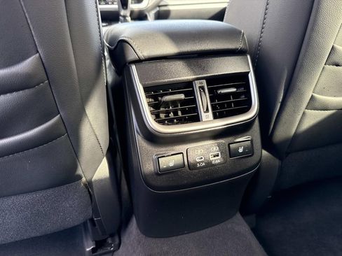 Used 2025 Subaru Outback Limited w/ Popular Package #2 image 16