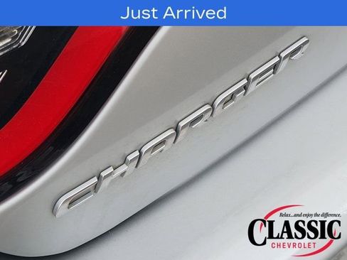 Used 2021 Dodge Charger SXT w/ Leather Interior Group image 18