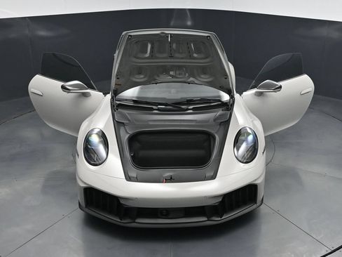Certified 2026 Porsche 911 Carrera GTS RWD image 30