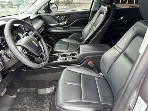 Used 2022 Lincoln Corsair FWD image 11