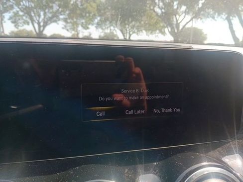 Used 2023 Mercedes-Benz GLB 250 w/ AMG Line image 6