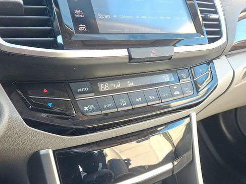 Used 2016 Honda Accord EX-L image 16