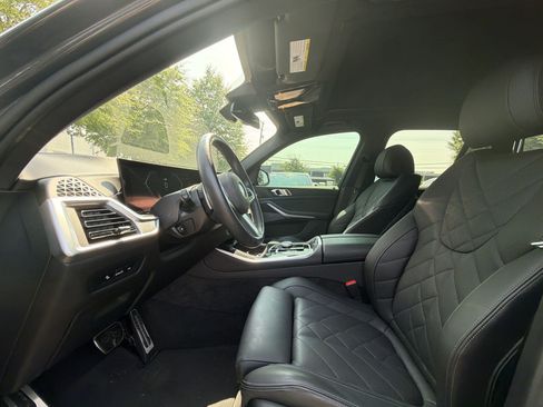 Used 2024 BMW X5 xDrive40i w/ M Sport Package AWD/4WD image 5