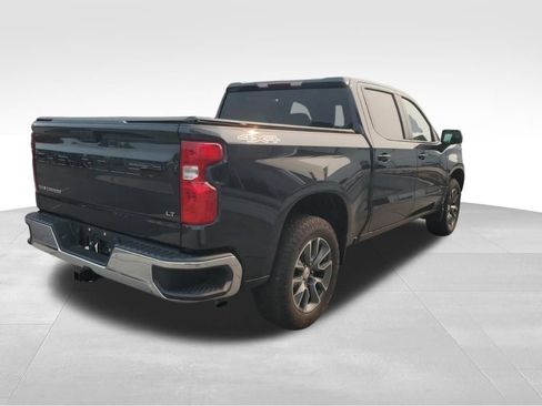 Used 2024 Chevrolet Silverado 1500 LT AWD/4WD image 5