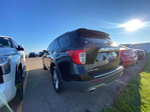 Used 2023 Ford Explorer Limited AWD/4WD image 9