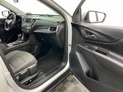 Certified 2019 Chevrolet Equinox LT image 32