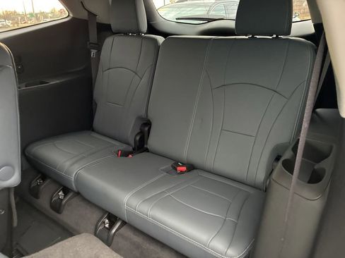 Used 2020 Buick Enclave Essence w/ Trailering Package, 5000 lbs. image 27