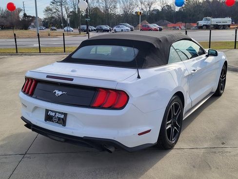 Used 2023 Ford Mustang Premium image 2