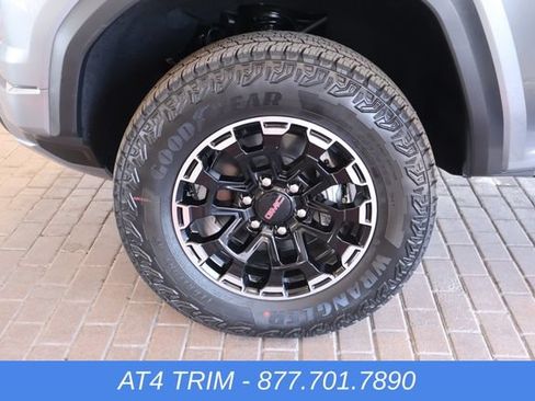 New 2026 GMC Canyon AT4 AWD/4WD image 11