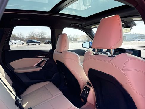 Used 2025 BMW X1 xDrive28i image 24